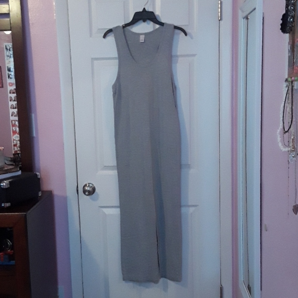 Short sleeve dress